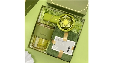 ชุดของขวัญโทนสีเขียวเหนี่ยวทรัพย์ มอบความประทับใจ